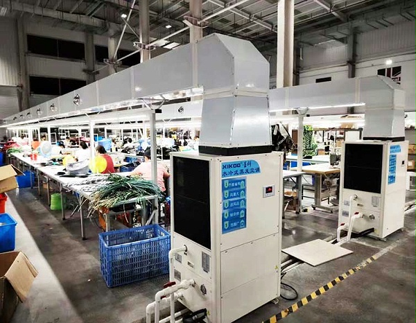 制衣厂区域岗位降温,安装蒸发冷省电空调-立式管道机 制衣厂区域岗位降温,安装蒸发冷省电空调-立式管道机