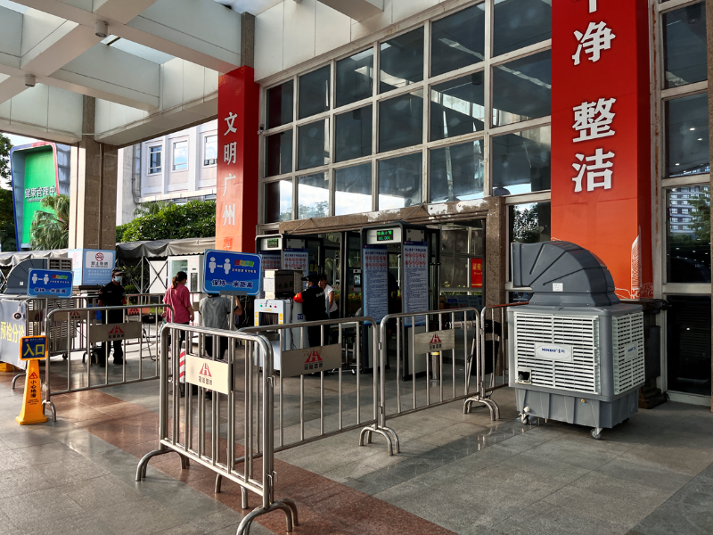移动环保空调冷风机给番禺中心医院降温通风