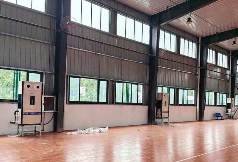 篮球馆整体制冷降温，安装蒸发冷省电空调 - 立式射流机