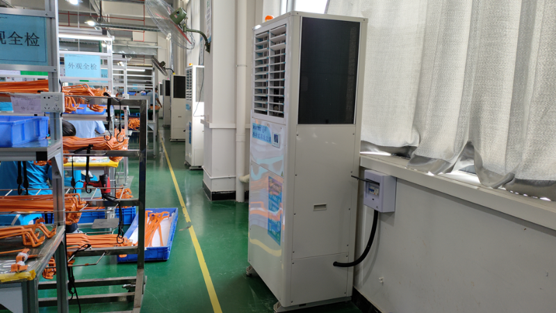 大型五金厂整体降温，安装工业蒸发冷省电空调-立式轴流机组